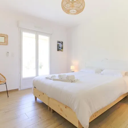 Villa Entre Rose Et Pins A 4 Etoiles - Roses&pins *